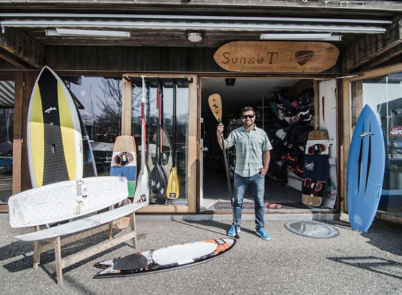 Surfshop mit eigenem Online-Shop.