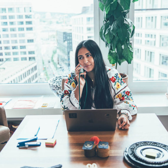 Maria: Mutter, Unternehmerin und Kommunikatorin